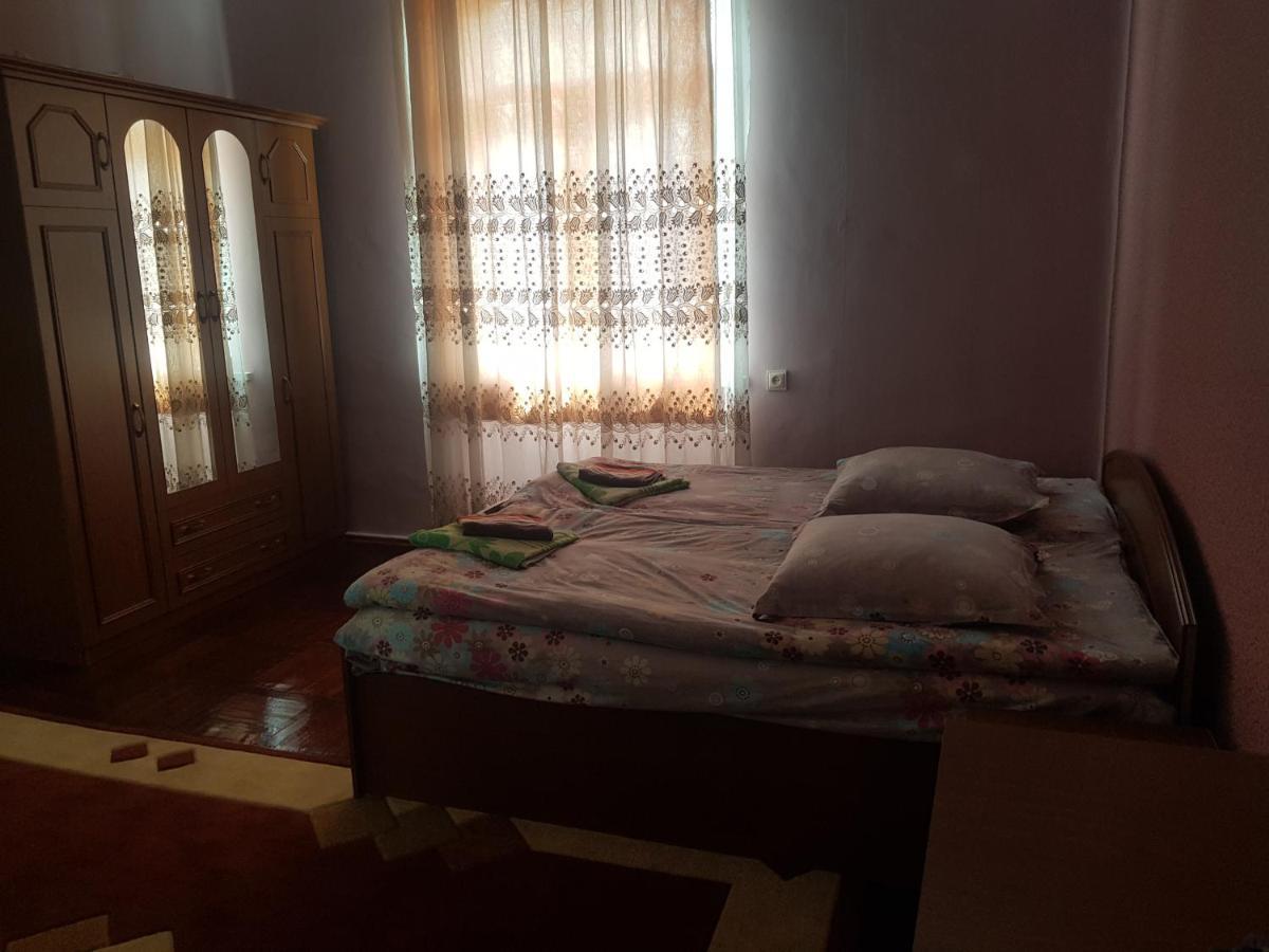 Guest House Adigeni Екстериор снимка