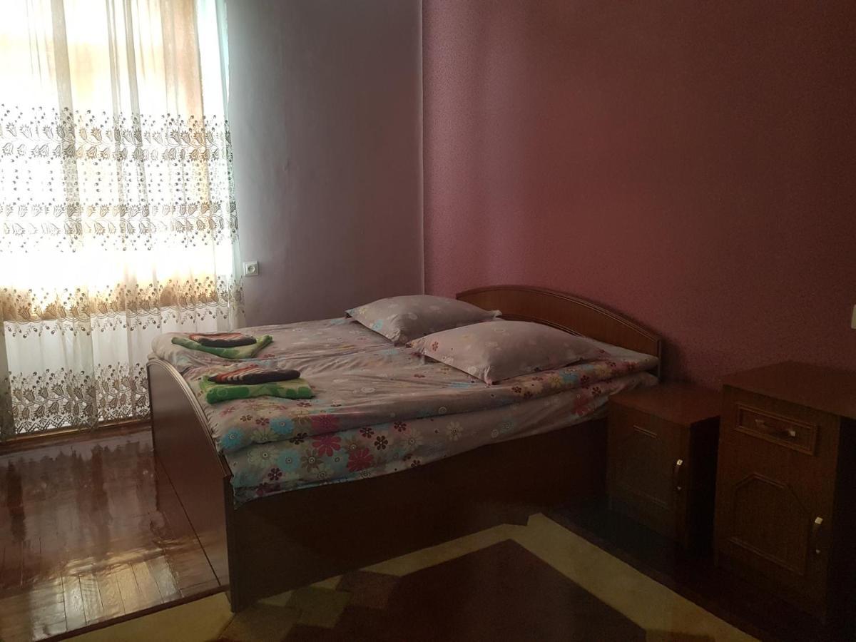 Guest House Adigeni Екстериор снимка